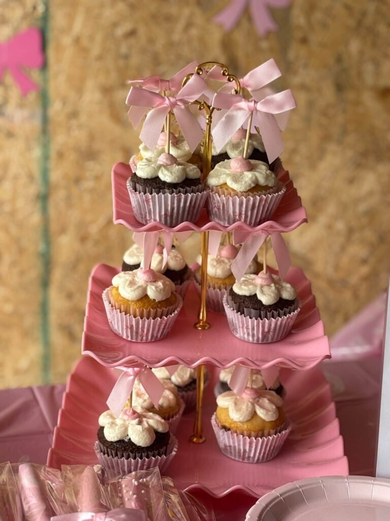 Cupcake stand with pink bow cupcakes